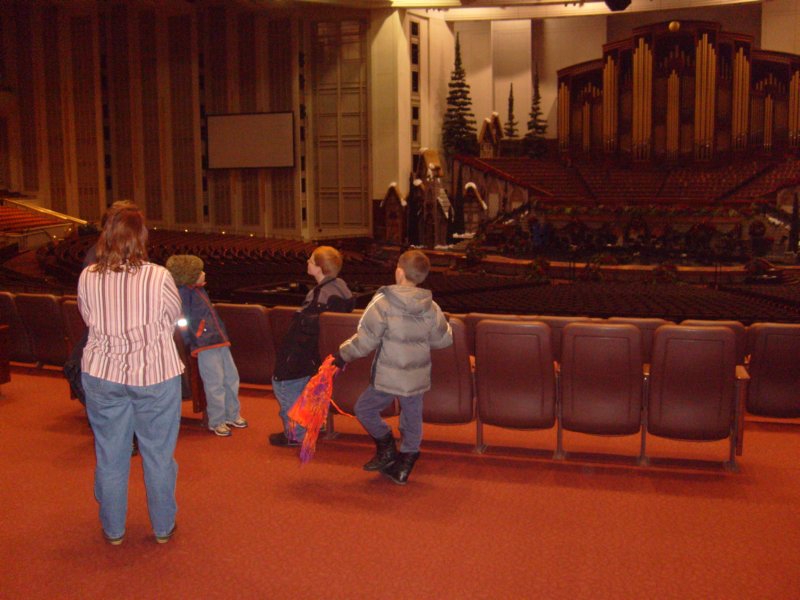 s7300896.jpg
